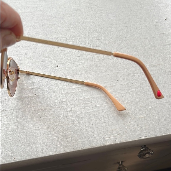 BETSEY JOHNSON NWOT Ladies Club Gold Cat Eye Sunglasses - Picture 5 of 11